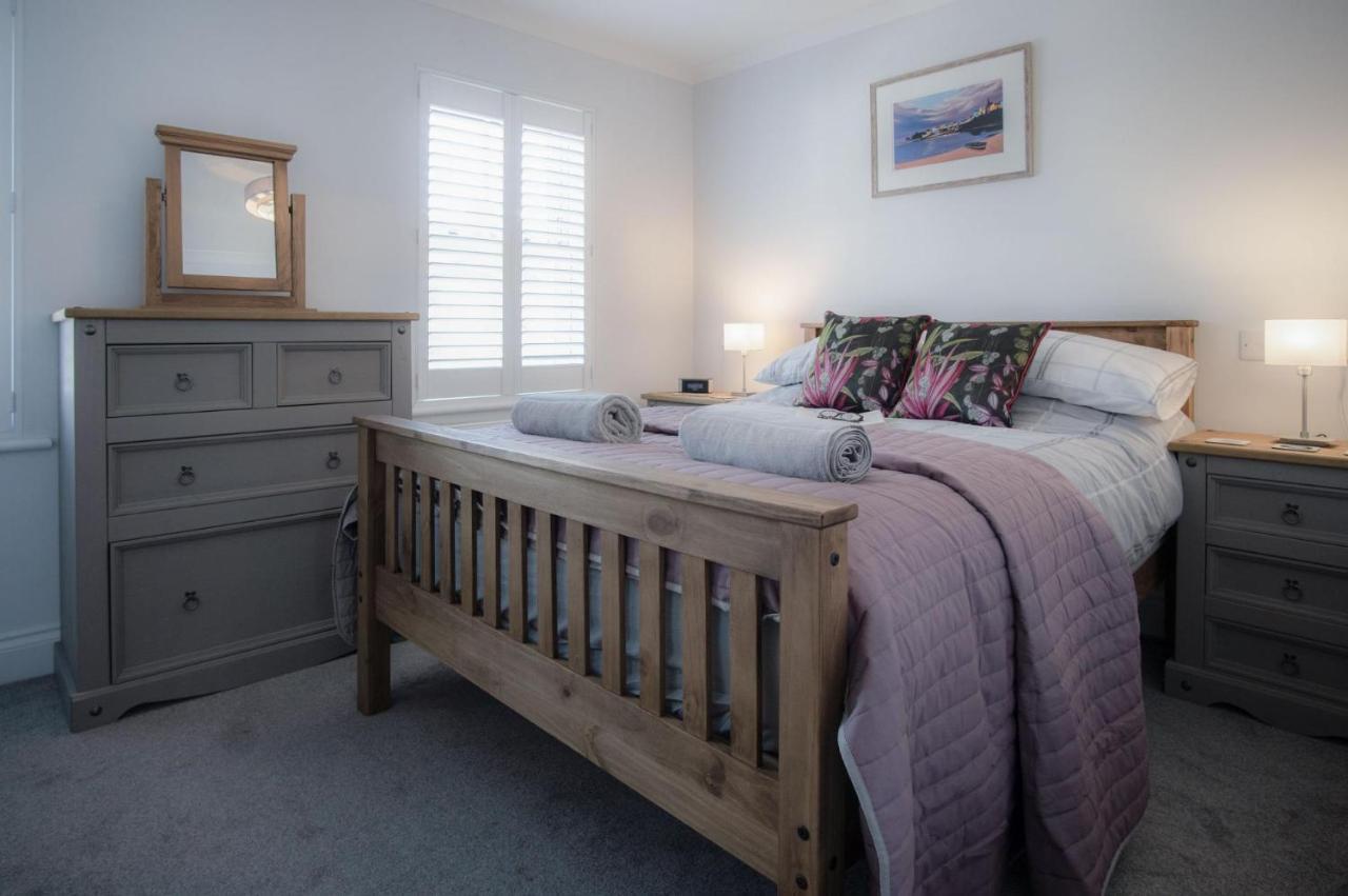 Ty Melyn - 2 Bedroom Cottage - Tenby Extérieur photo