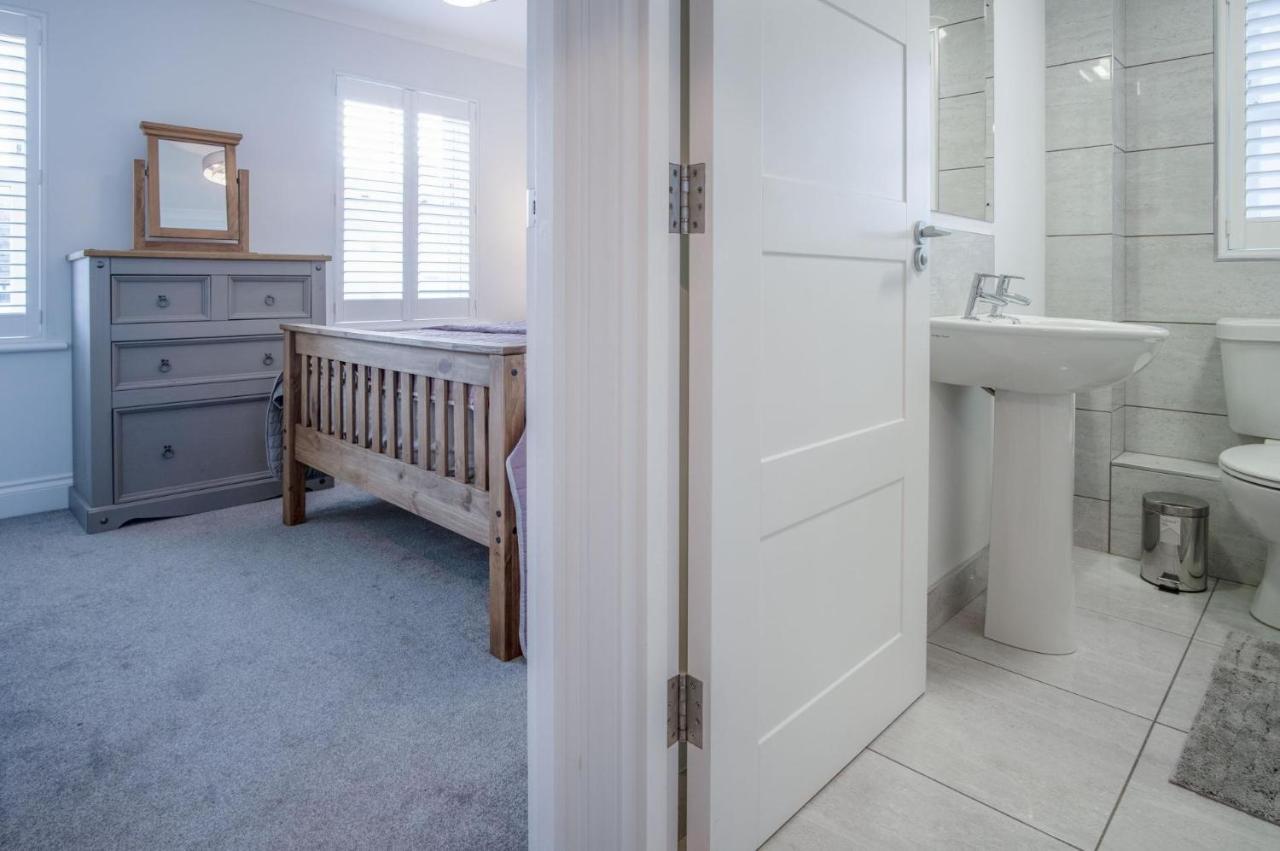 Ty Melyn - 2 Bedroom Cottage - Tenby Extérieur photo